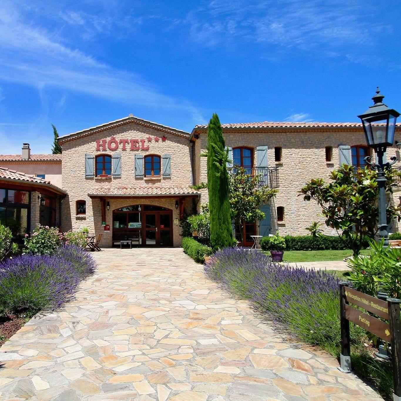 Logis Hotel Restaurant Le Mas De Mon Pere Saint-Jean-le-Centenier Exteriör bild