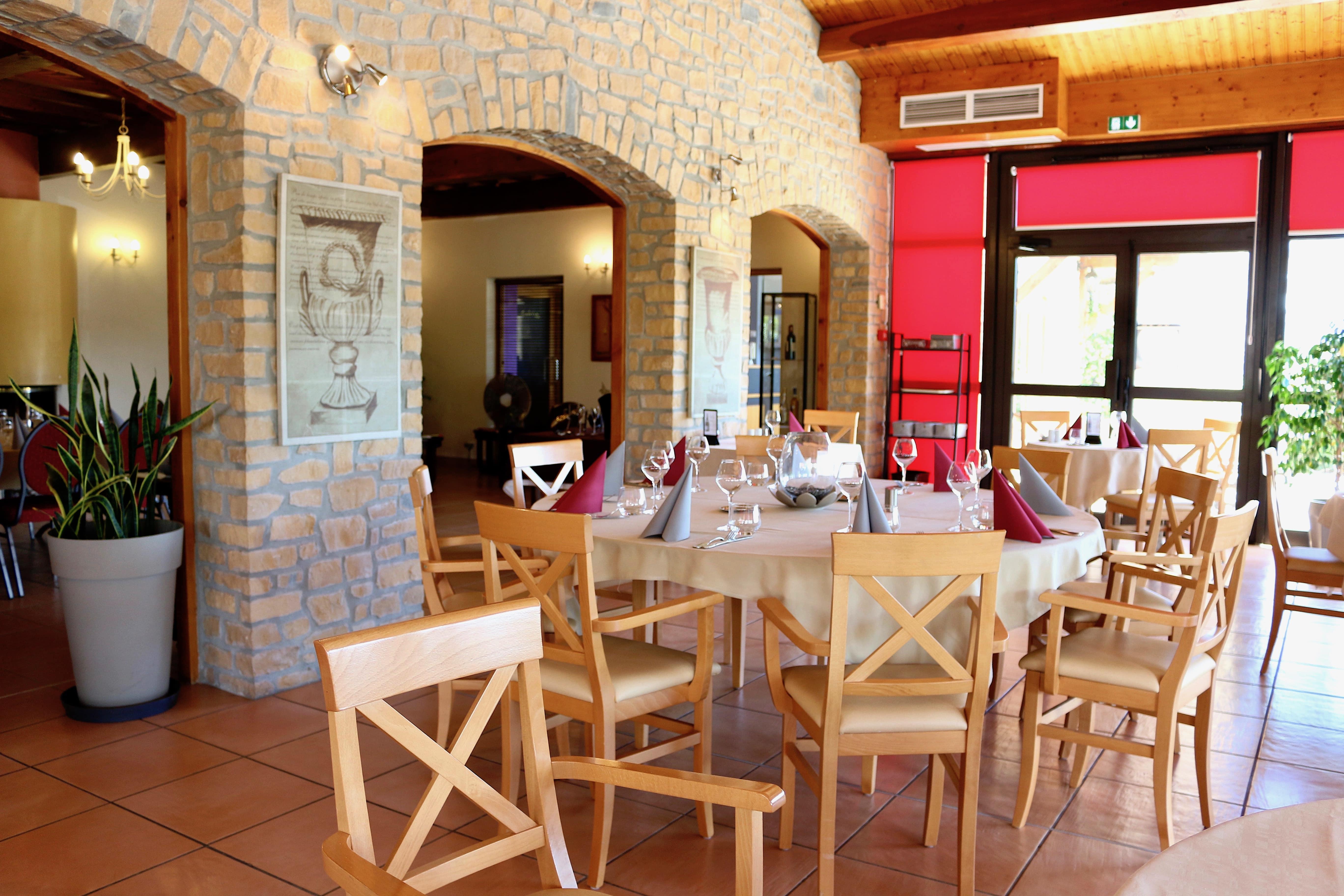 Logis Hotel Restaurant Le Mas De Mon Pere Saint-Jean-le-Centenier Exteriör bild