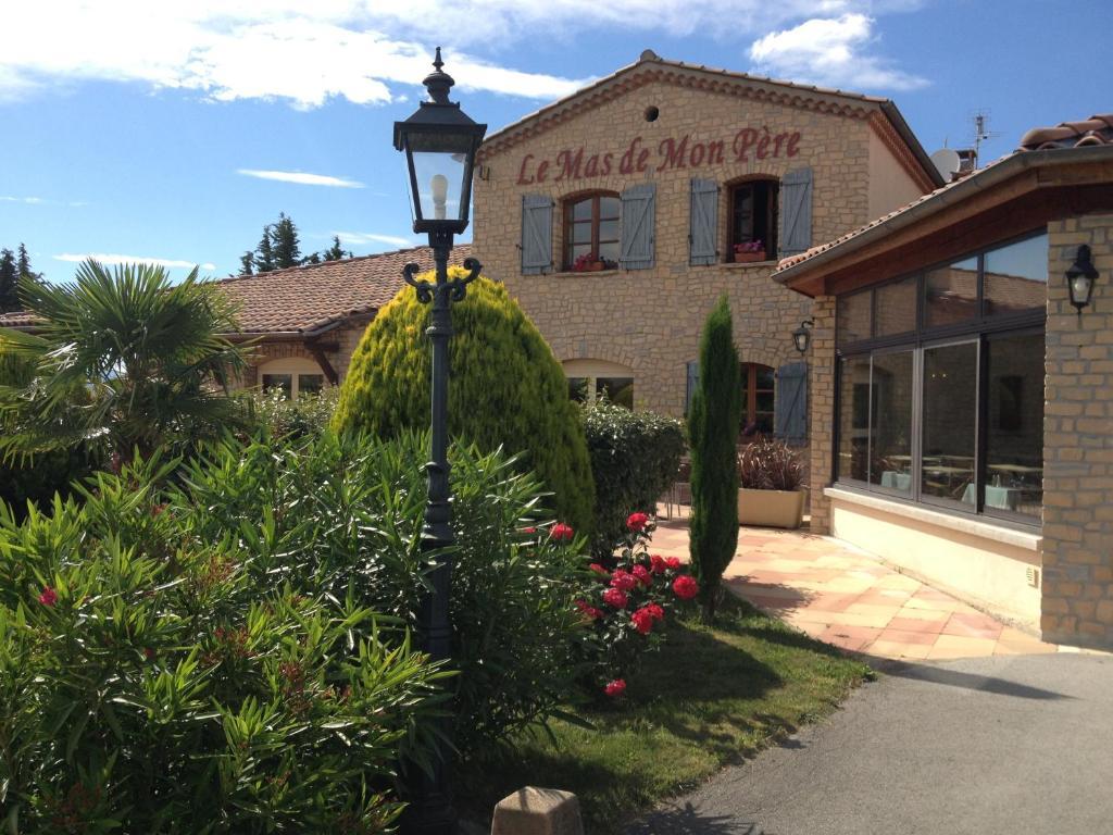 Logis Hotel Restaurant Le Mas De Mon Pere Saint-Jean-le-Centenier Exteriör bild